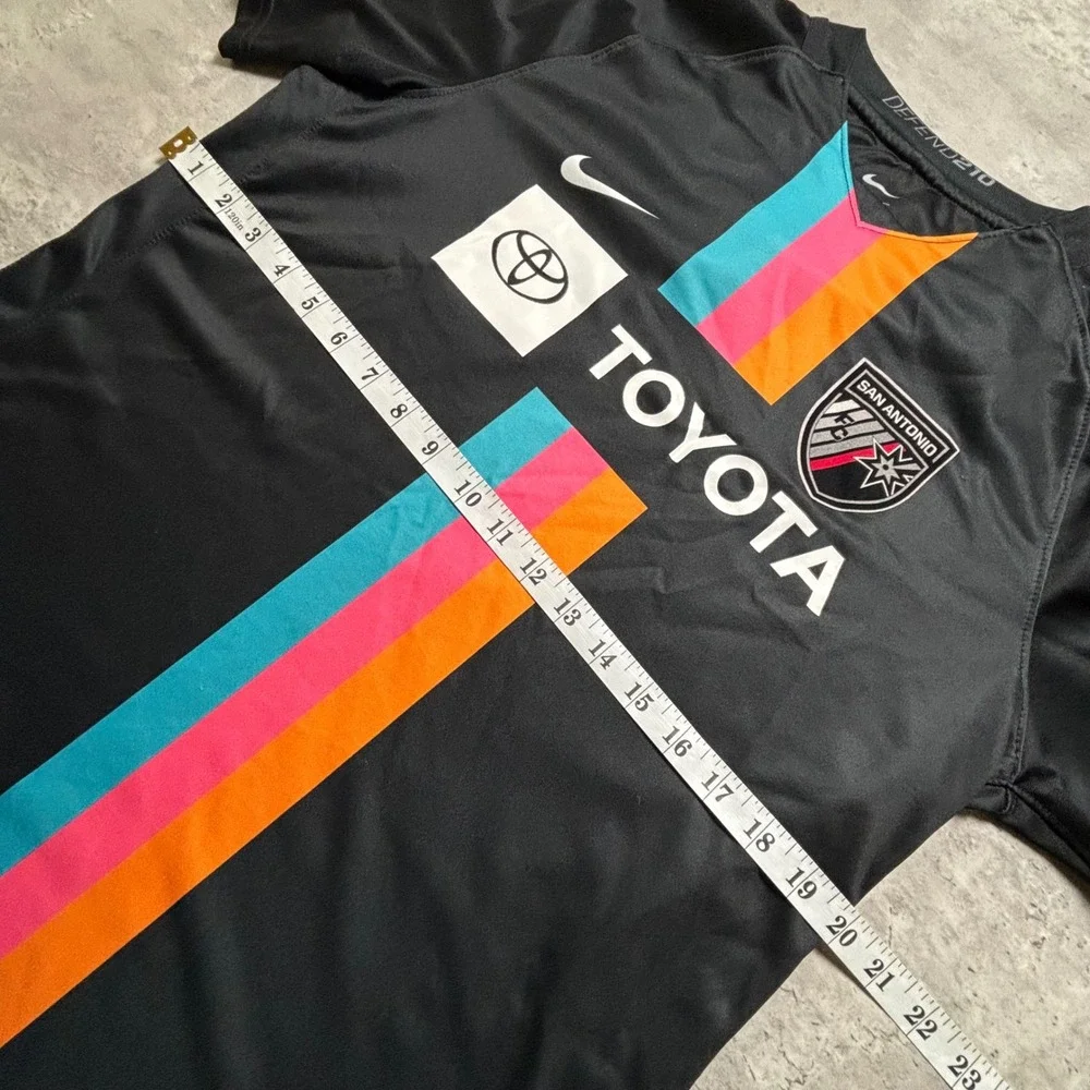 Nike san antonio